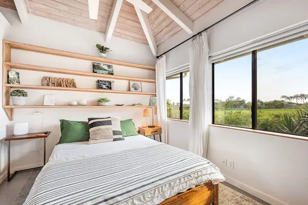Wake Up To Peaceful Tropical Views