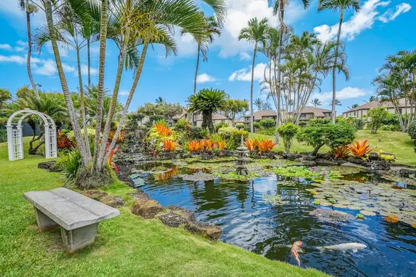 Pono Kai Resort, includes 12-acre grounds, an outdoor pool, a hot tub, a shuffleboard area, a barbecue facility with gas grills, a sauna, golf putting greens, Ping-Pong tables, a croquet lawn, a fitness center, tennis courts, and laundry facilities.