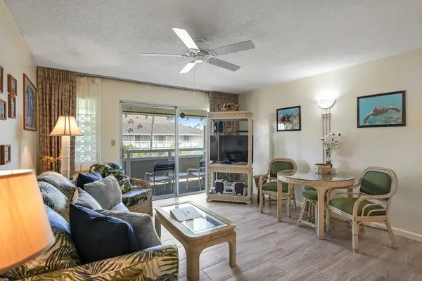 Your Cozy Gathering Space