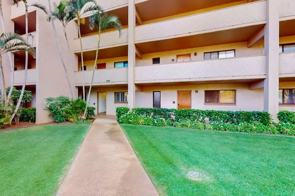 Lauloa Resort