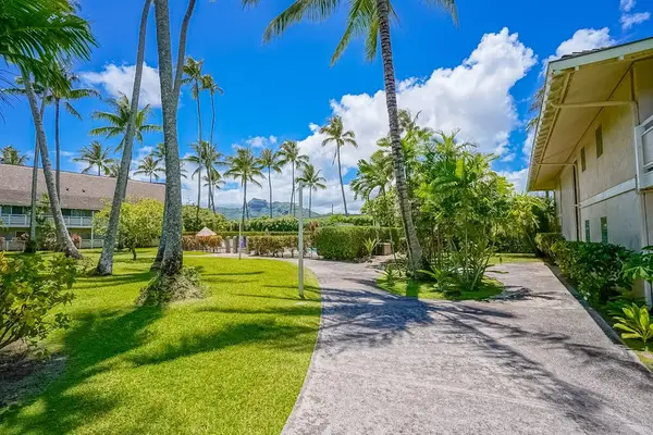 Scenic Pathway To Paradise