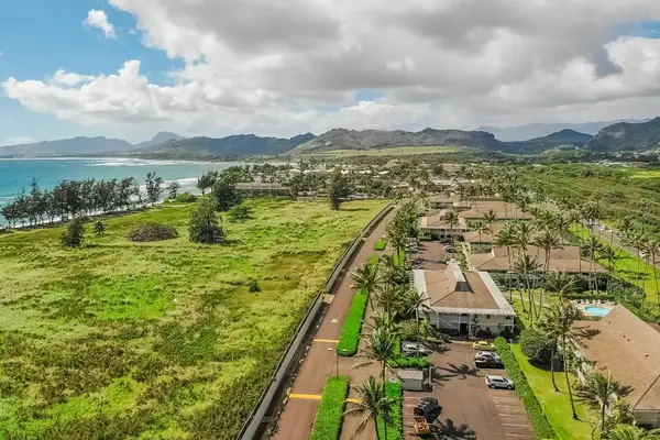 Sweeping Views Of Maui's Countryside