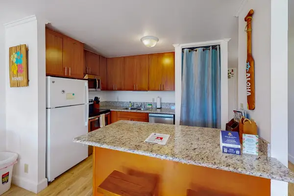 Cook favorite meals with everything within easy reach