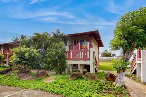 Charming Island Retreat Surrounded By Gardens