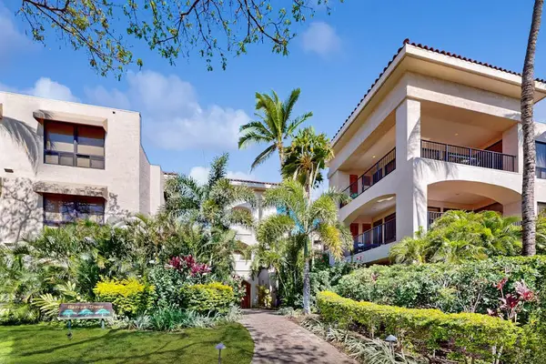 Tropical Garden Pathway to Resort Condos