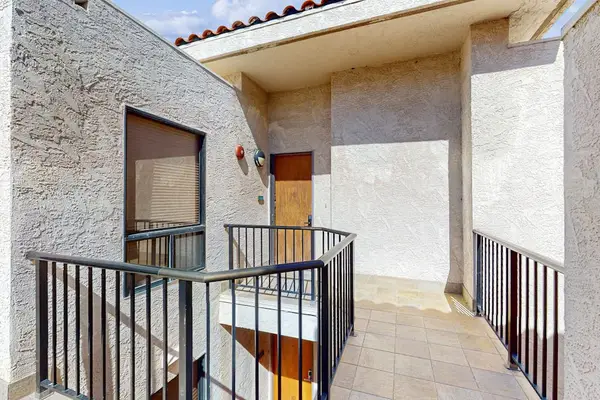 Private Upper-Level Exterior Entryway & Covered Walkway