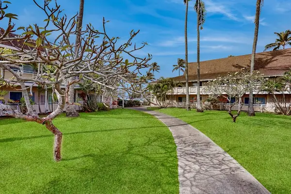Plantation Hale Resort