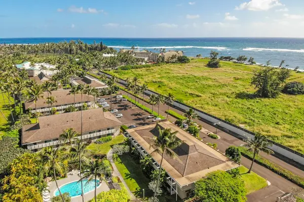 Aerial views of Plantation Hale Resort