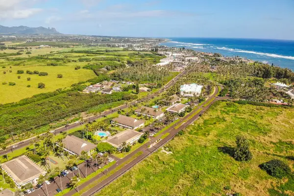 Aerial views of Plantation Hale Resort