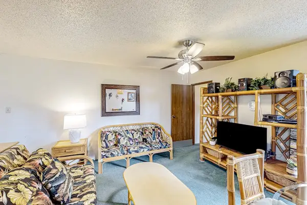 Inviting Living Room Entertainment Space