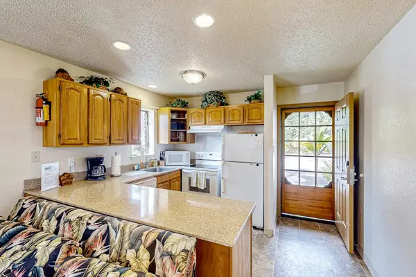 Fully Equipped Kitchen For Easy Cooking