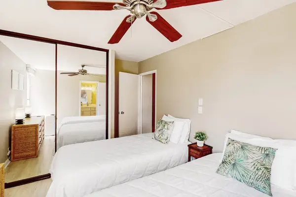Inviting Guest Bedroom For Sweet Dreams