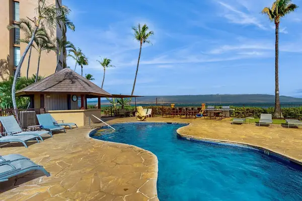 Infinity Style Pool With Ocean Views