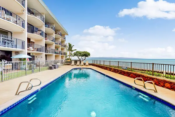 Infinity Style Pool Overlooking The Ocean
