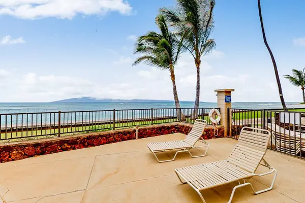 Oceanfront Sun Deck With Endless Views