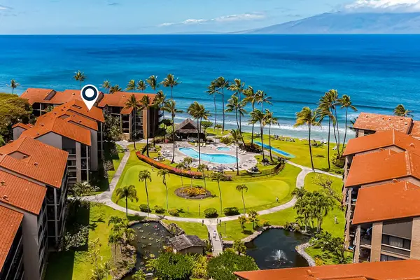 Enjoy a stunning panoramic view of the resort and the sparkling Pacific Ocean.