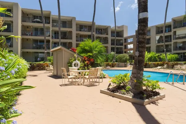 Oceanfront pool area at the Hale Ono Loa resort.