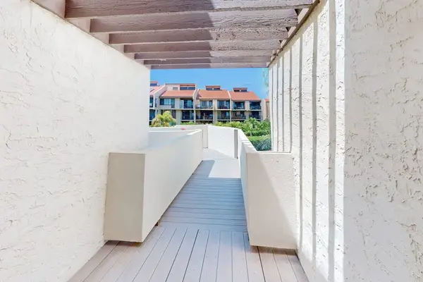 Peaceful Walkway To Your Vacation Home