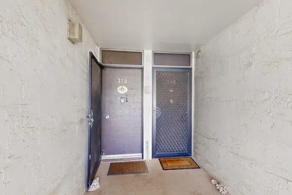 Private Entry To Your Island Escape