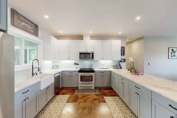 Bright Chef's Kitchen For Culinary Adventures