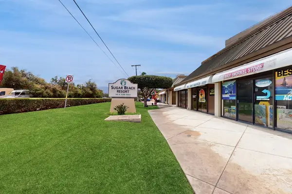 Convenient resort shops just steps away