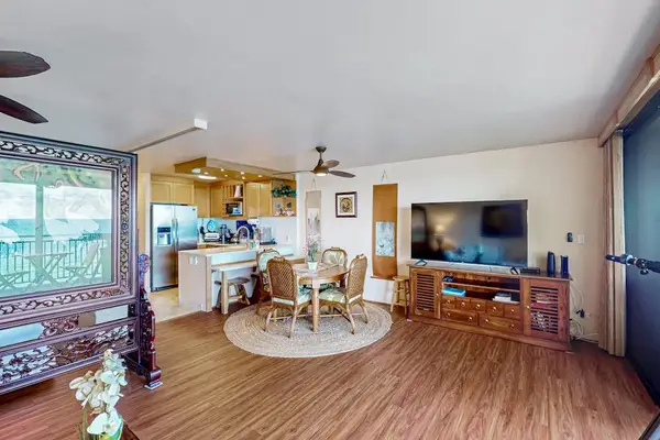 Open Concept For Family Gatherings