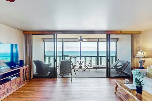Panoramic Oceanfront Living