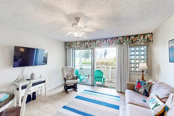 Sunlit Living Room Made For Relaxing