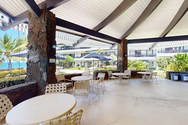 Ground-Level Covered Patio with Dining Table