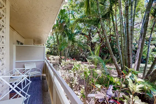 Private Lanai for Relaxation