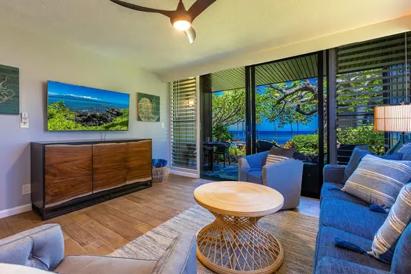 Relax in Spacious Island Comfort