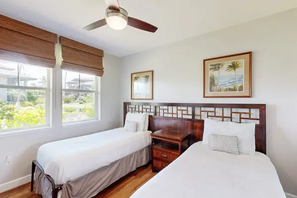 Comfortable Twin Room For Family Stays
