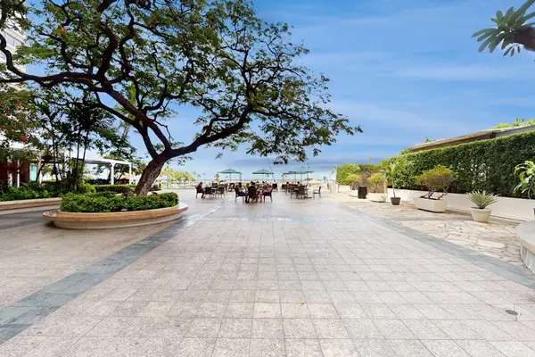 Beautiful courtyard creates a calm atmosphere for relaxing throughout your entire stay