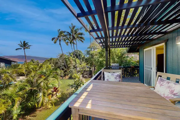 Tropical Lanai With Garden Views