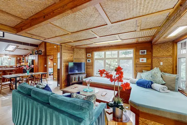 Spacious living area with cozy daybeds