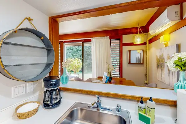 Fully stocked kitchen for a relaxing dinner in, after a long day.