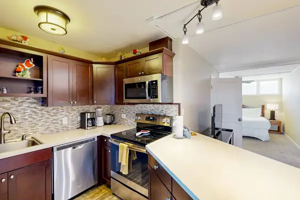 Gourmet Kitchen Made For Vacation Feasts