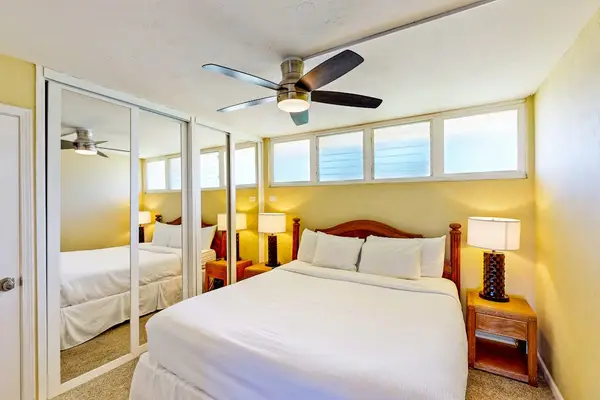 Tranquil Bedroom For Restful Island Nights
