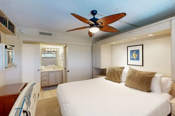 Cozy Island Retreat Bedroom