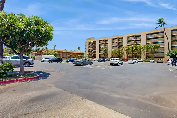 Easy Parking And Resort Access