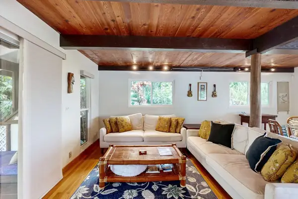 Gather together in a comfortable space made for shared meals, conversations, and island moments.