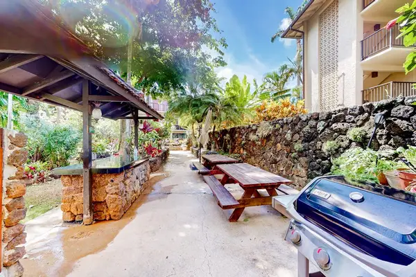 Covered BBQ Pavilion For Gatherings