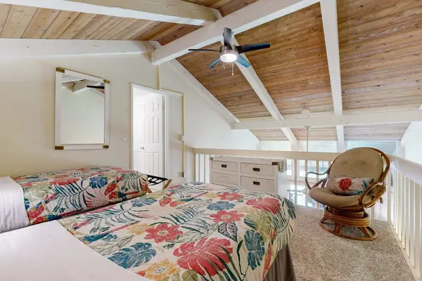 Cozy Twin Loft Sleeping Retreat