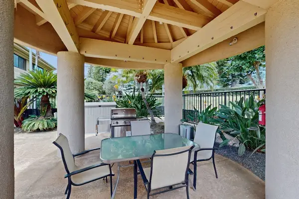 Covered Garden Patio For Al Fresco Dining