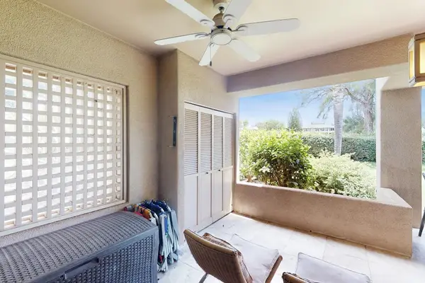 Private Garden Sitting Nook For Morning Coffee