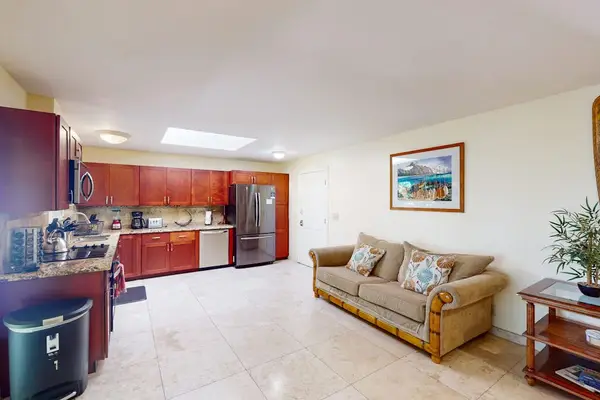 Open Kitchen Made For Entertaining