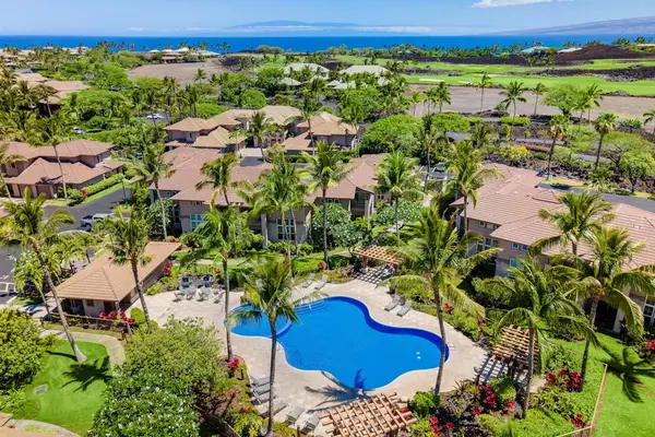 Bird’s-Eye Paradise: Expansive Grounds And Coastal Views