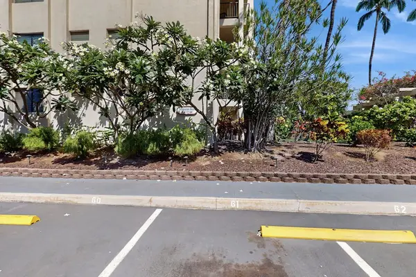 Convenient Guest Parking Near Your Stay
