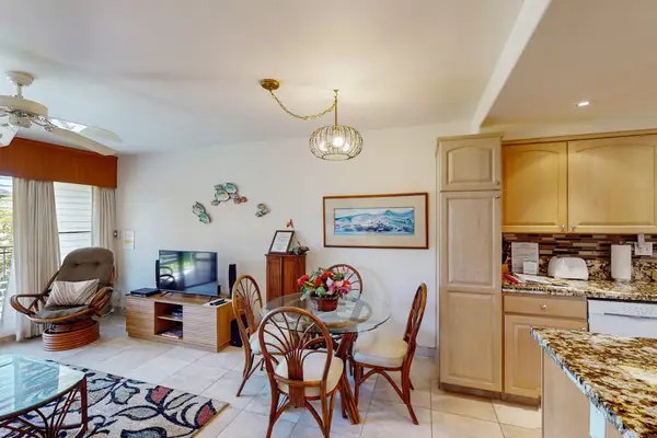 Open Layout For Effortless Entertaining