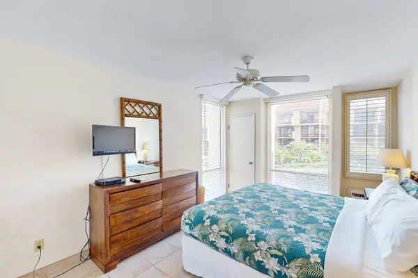 Bright Bedroom With Tropical Charm